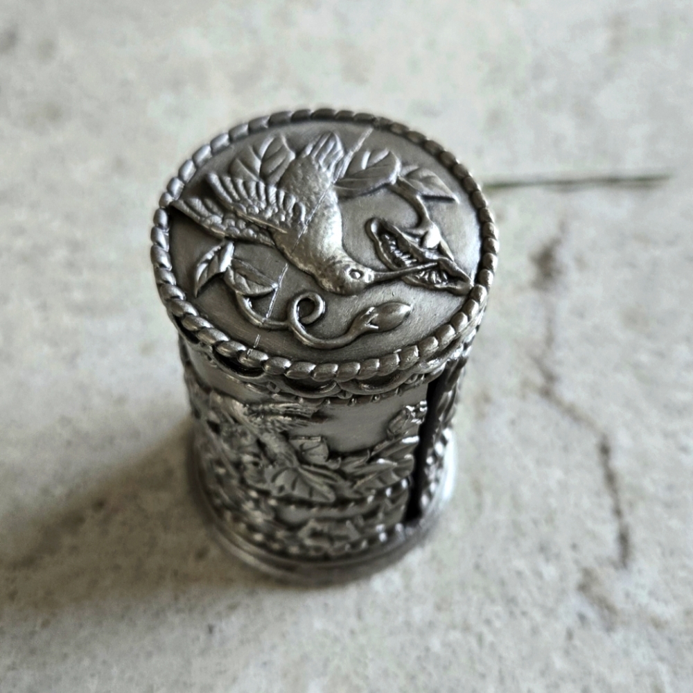Hummingbird Stamp Dispenser - Picture 4 of 7